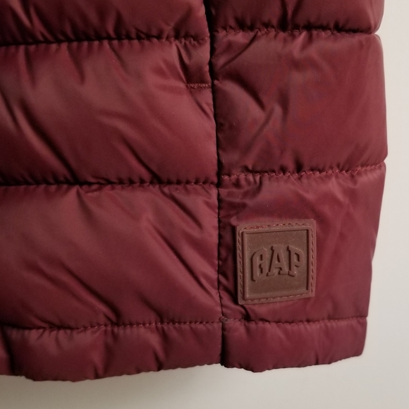Gap Kids Puffer Vest, Burgundy/Navy, Medium - Picture 4 of 8